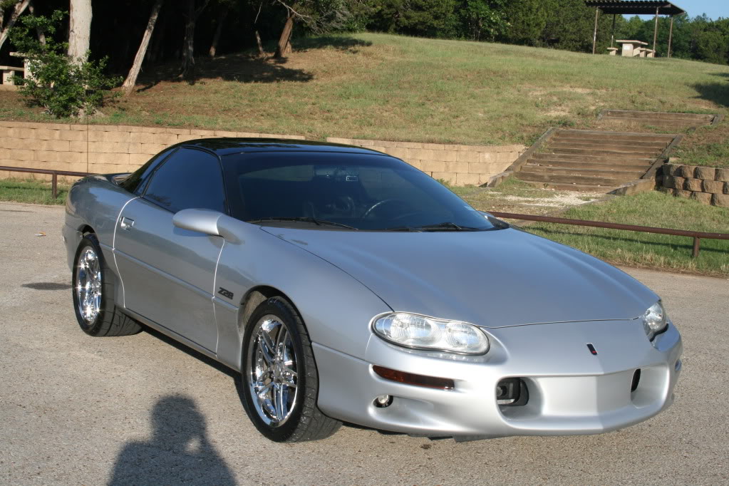 2001 Chevrolet Camaro photo