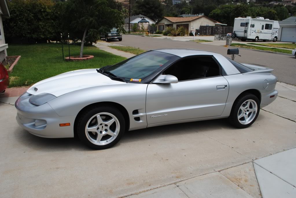 1999 Chevrolet Camaro photo