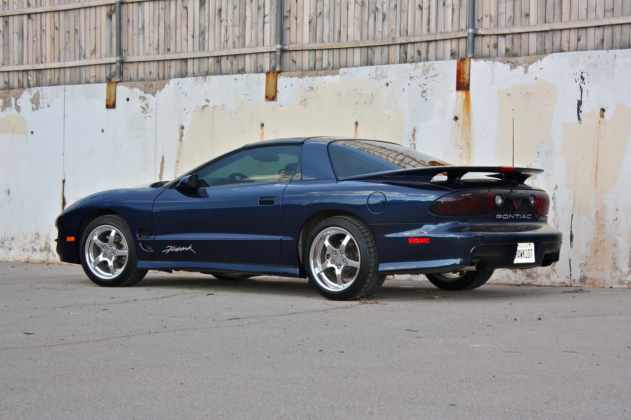 2001 Chevrolet Camaro photo