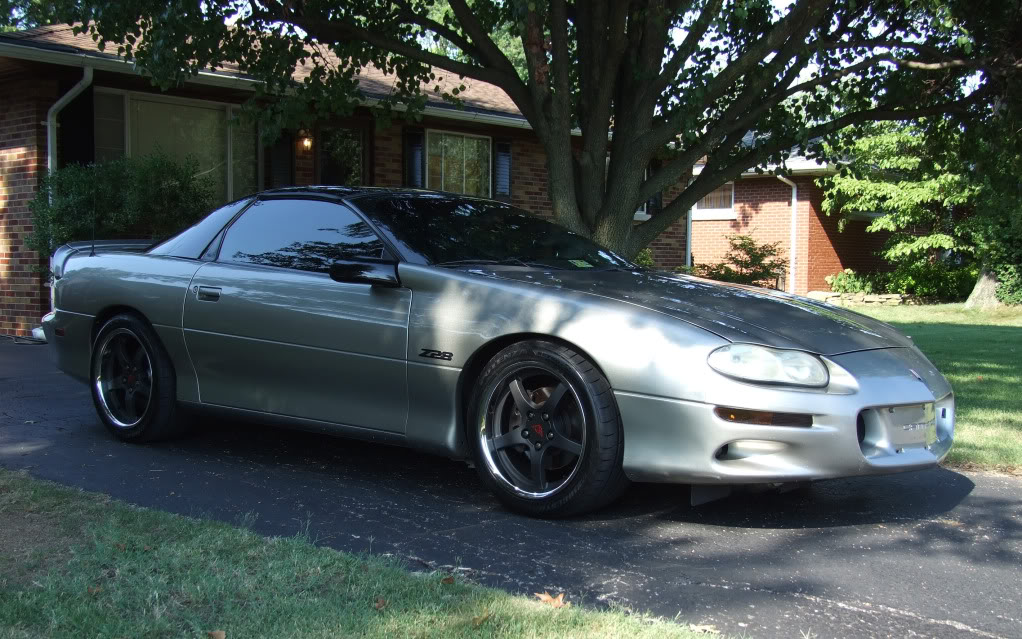 2001 Chevrolet Camaro photo