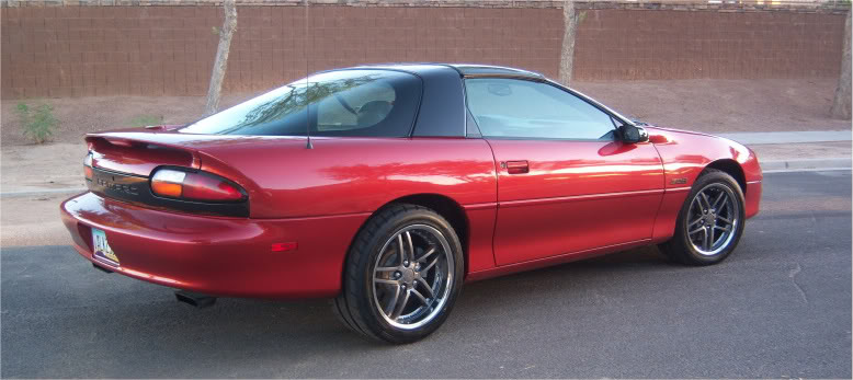 2002 Chevrolet Camaro photo