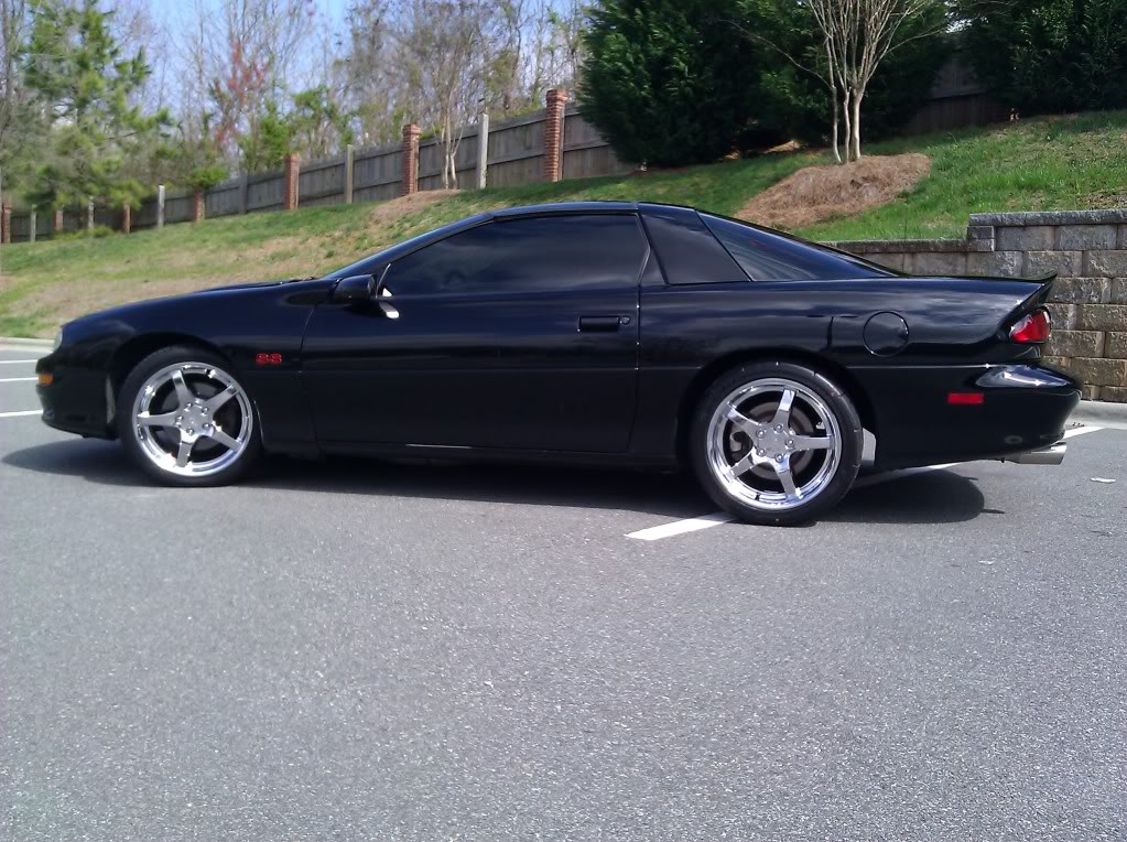 2001 Chevrolet Camaro photo