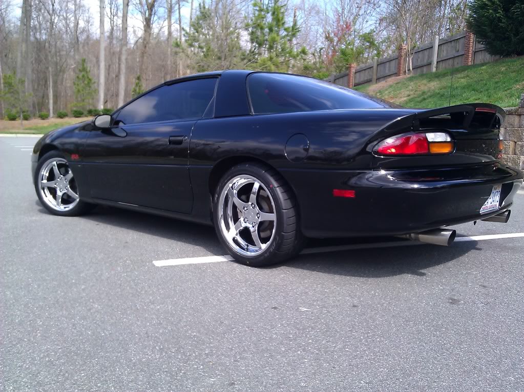 2001 Chevrolet Camaro photo