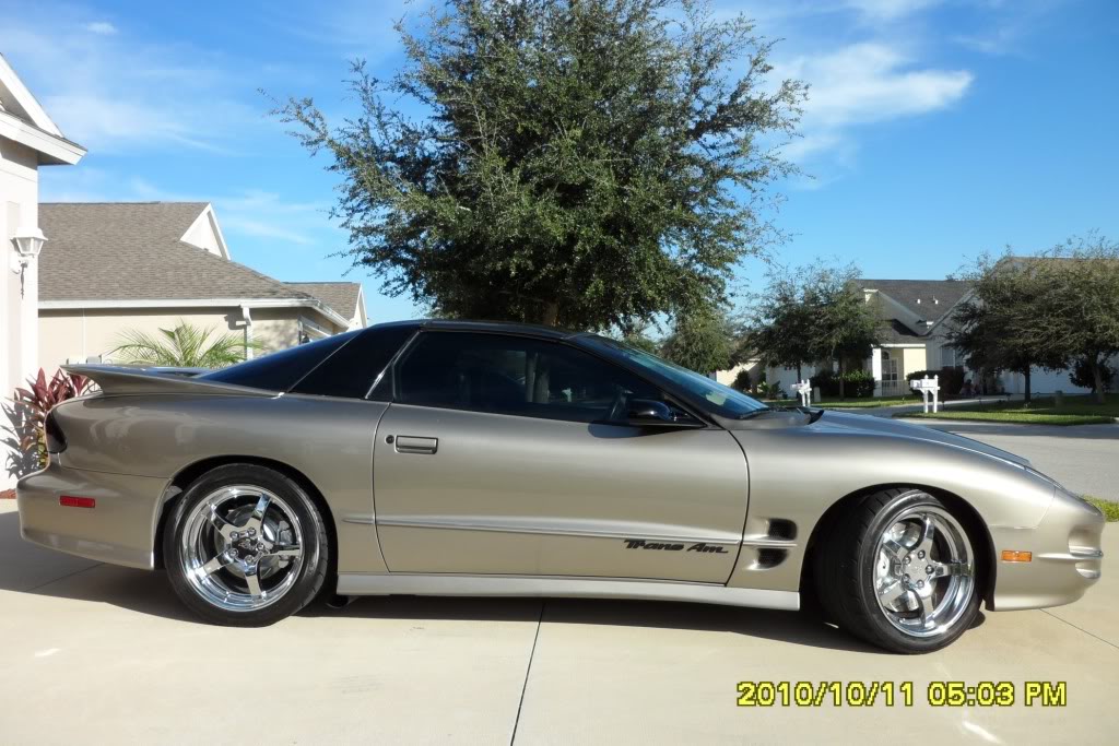 1999 Chevrolet Camaro photo