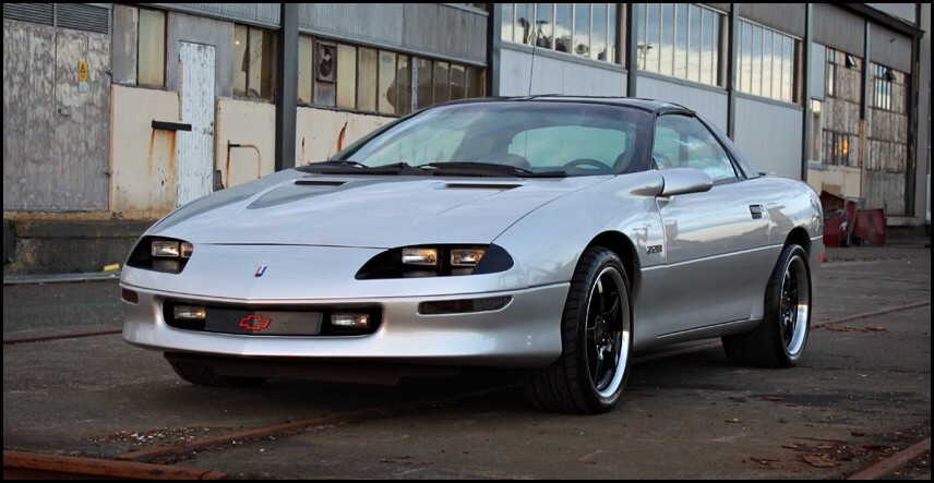2002 Chevrolet Camaro photo