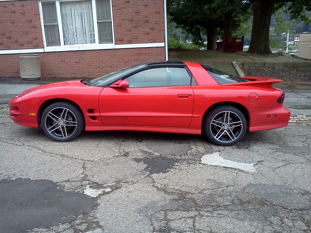 1999 Chevrolet Camaro photo