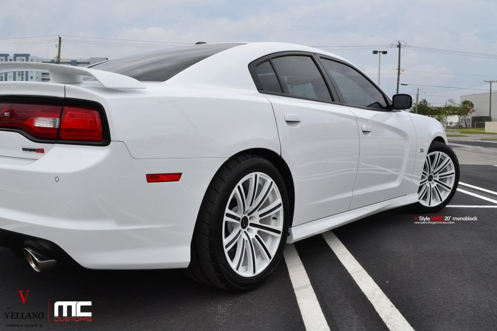 2012 Dodge Charger photo