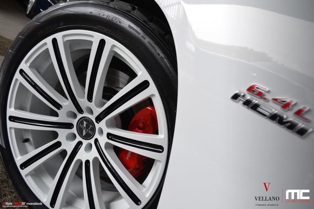 2012 Dodge Charger photo