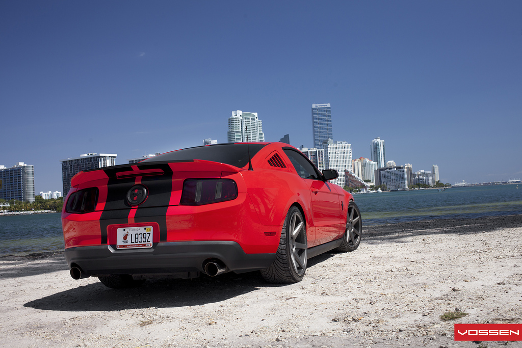 2012 Ford Mustang photo