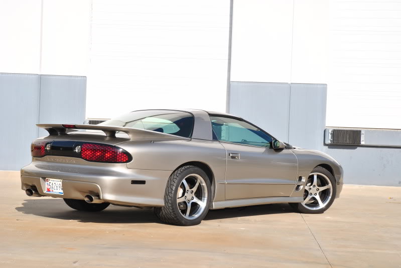 1999 Chevrolet Camaro photo