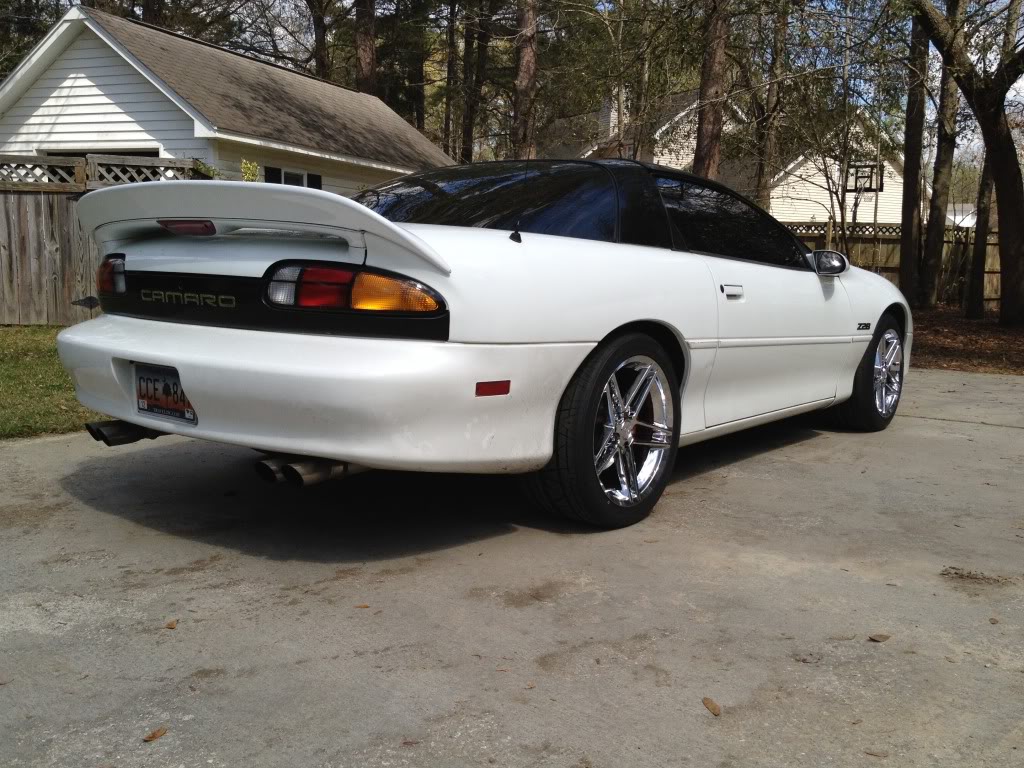 2000 Chevrolet Camaro photo