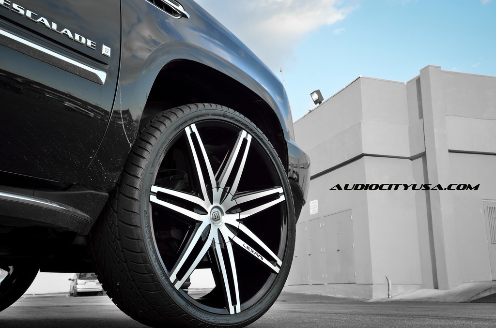 2013 Cadillac Escalade photo