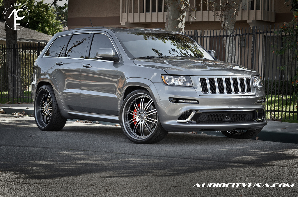 2012 Jeep Grand Cherokee photo