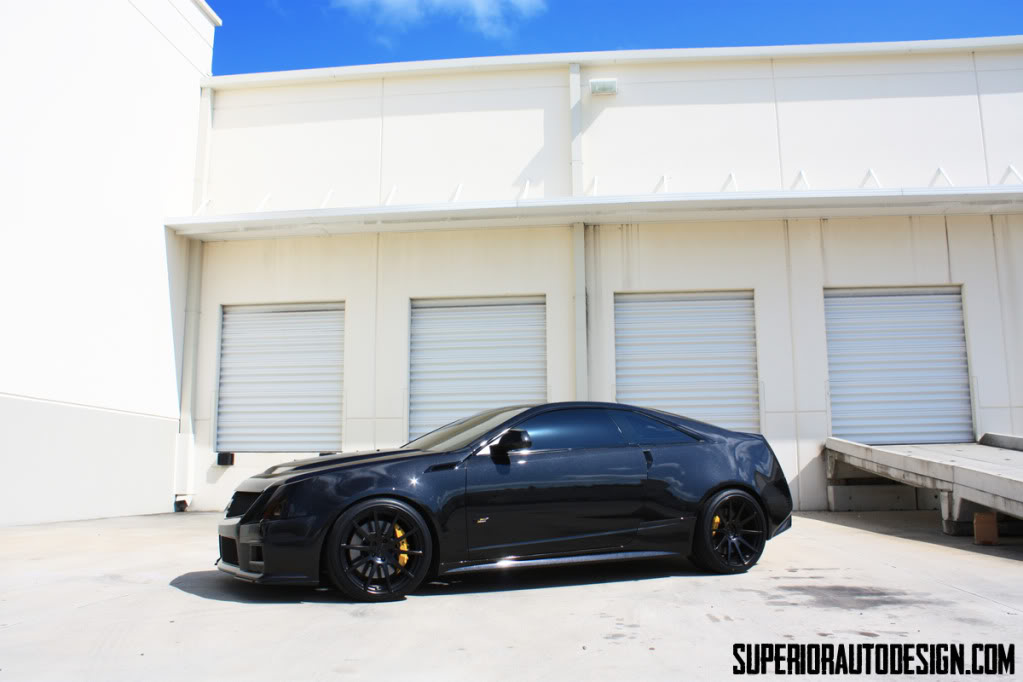 2011 Cadillac CTS-V photo