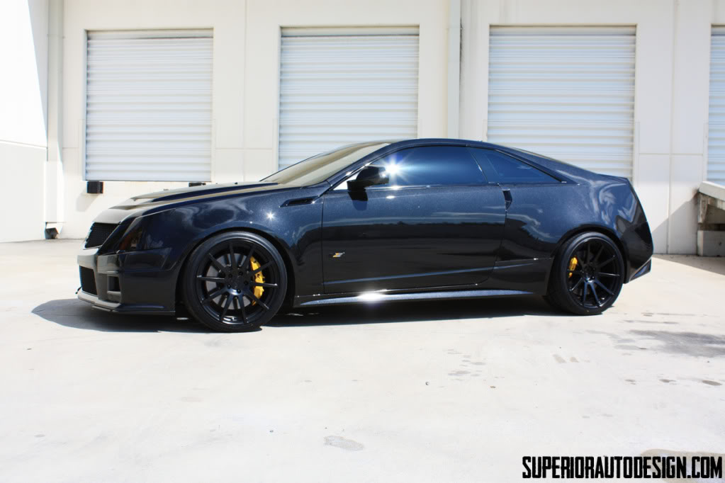 2011 Cadillac CTS-V photo