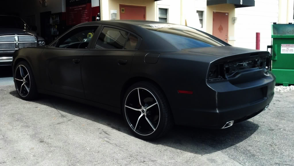 2011 Dodge Charger photo