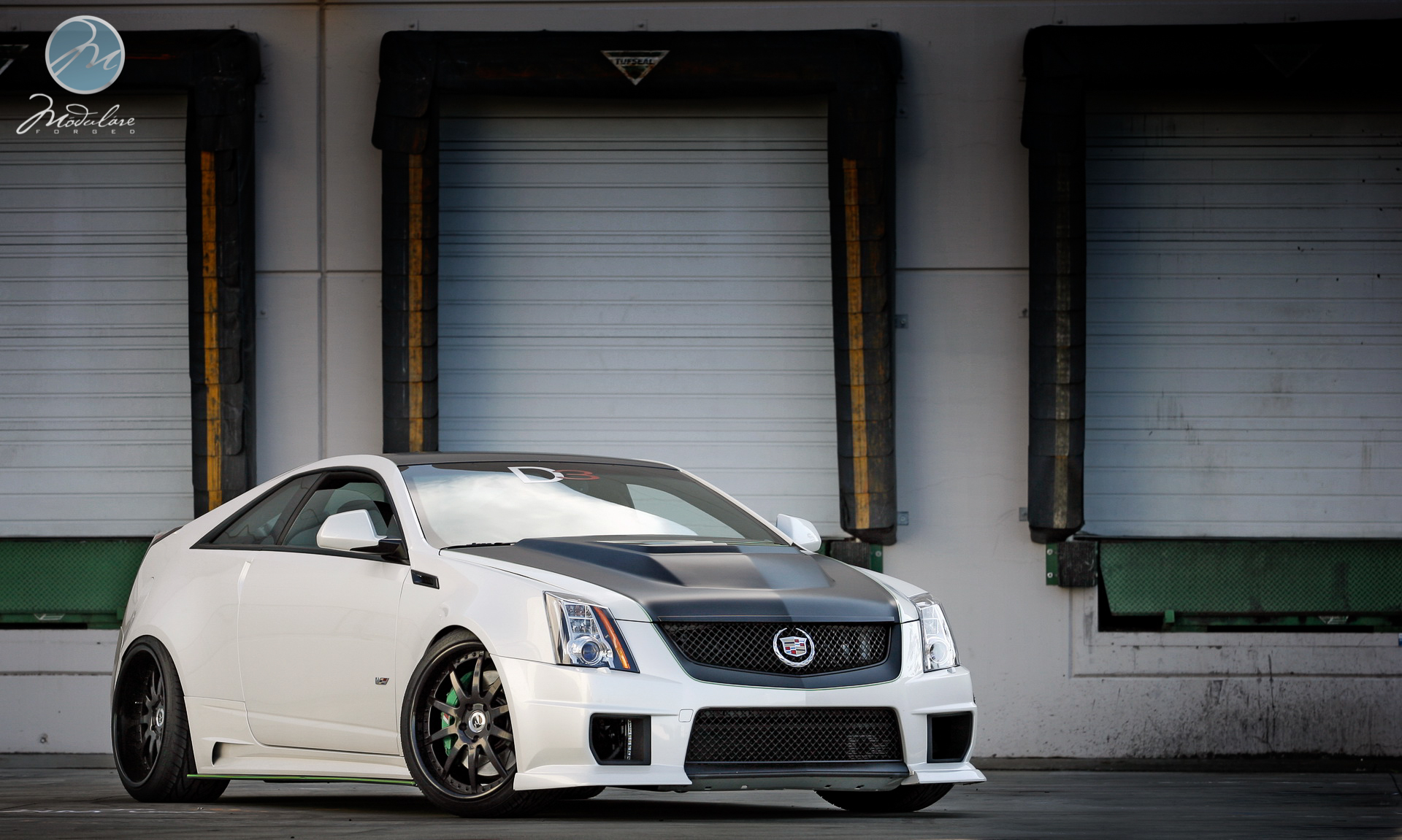2011 Cadillac CTS-V photo