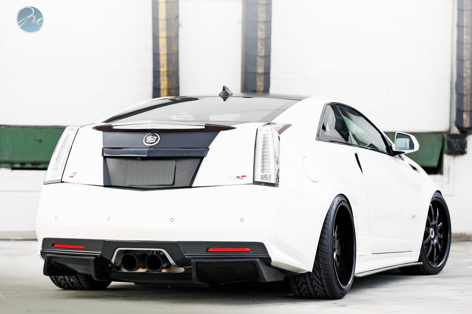 2011 Cadillac CTS-V photo
