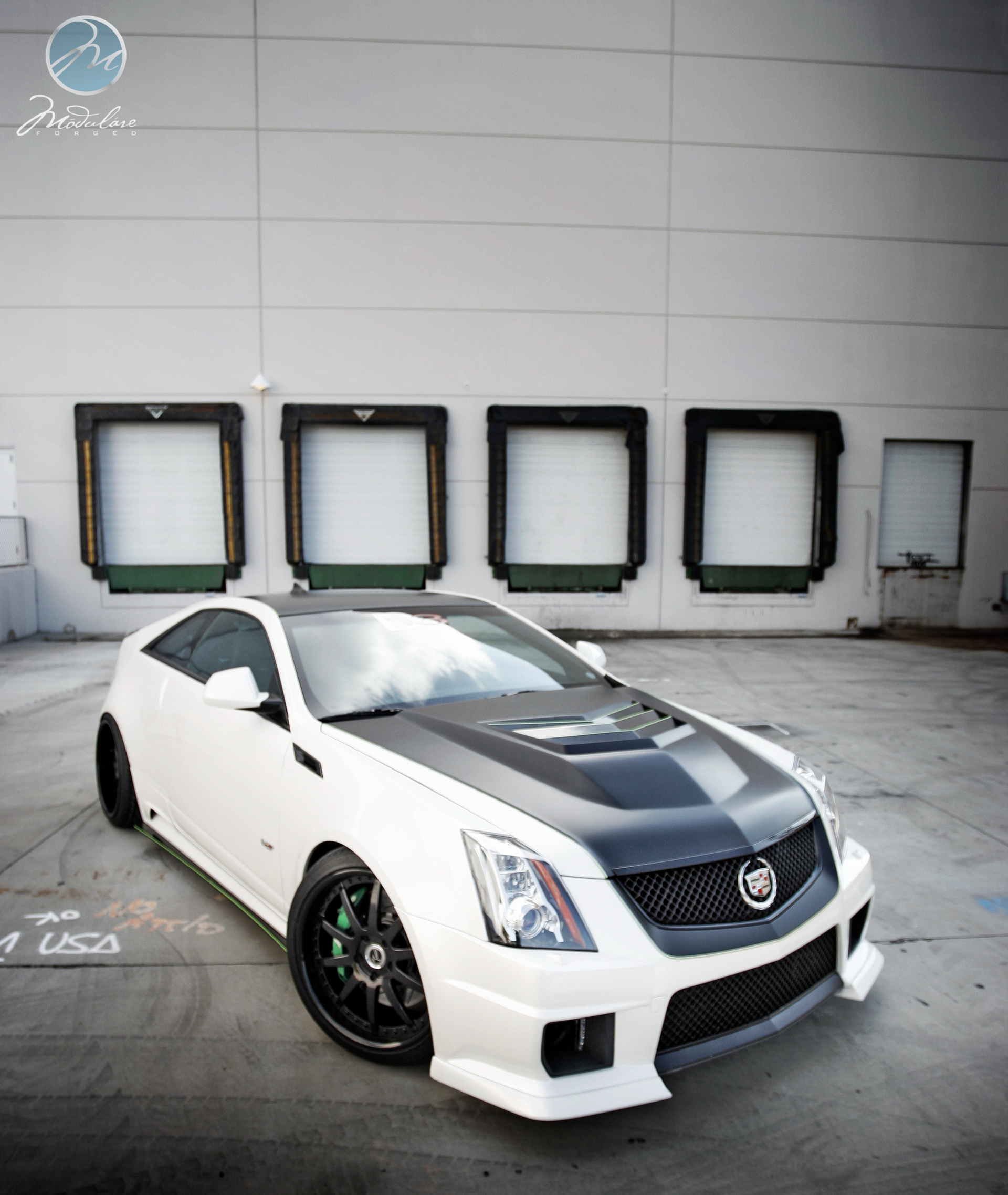 2011 Cadillac CTS-V photo