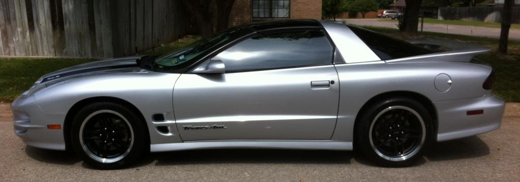 1999 Chevrolet Camaro photo