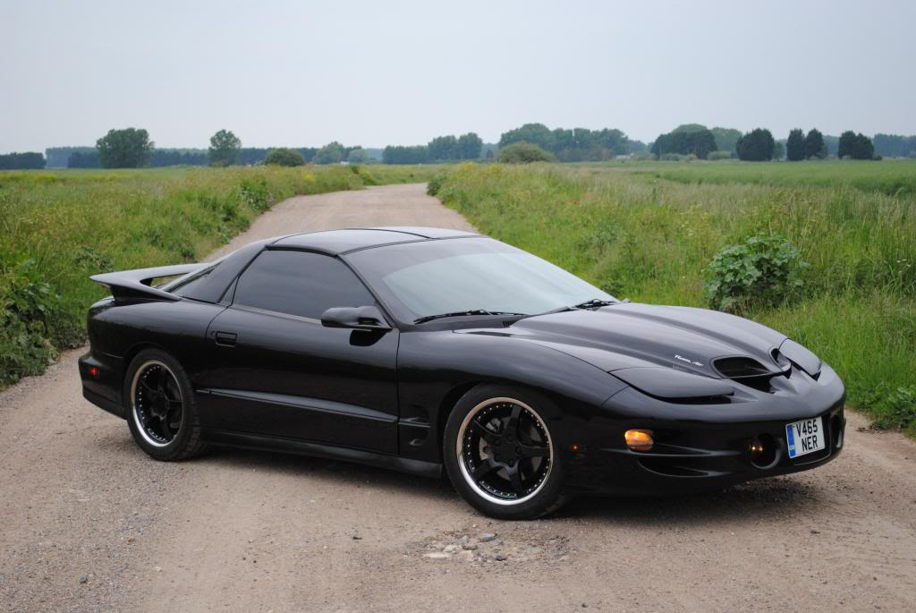1999 Chevrolet Camaro photo