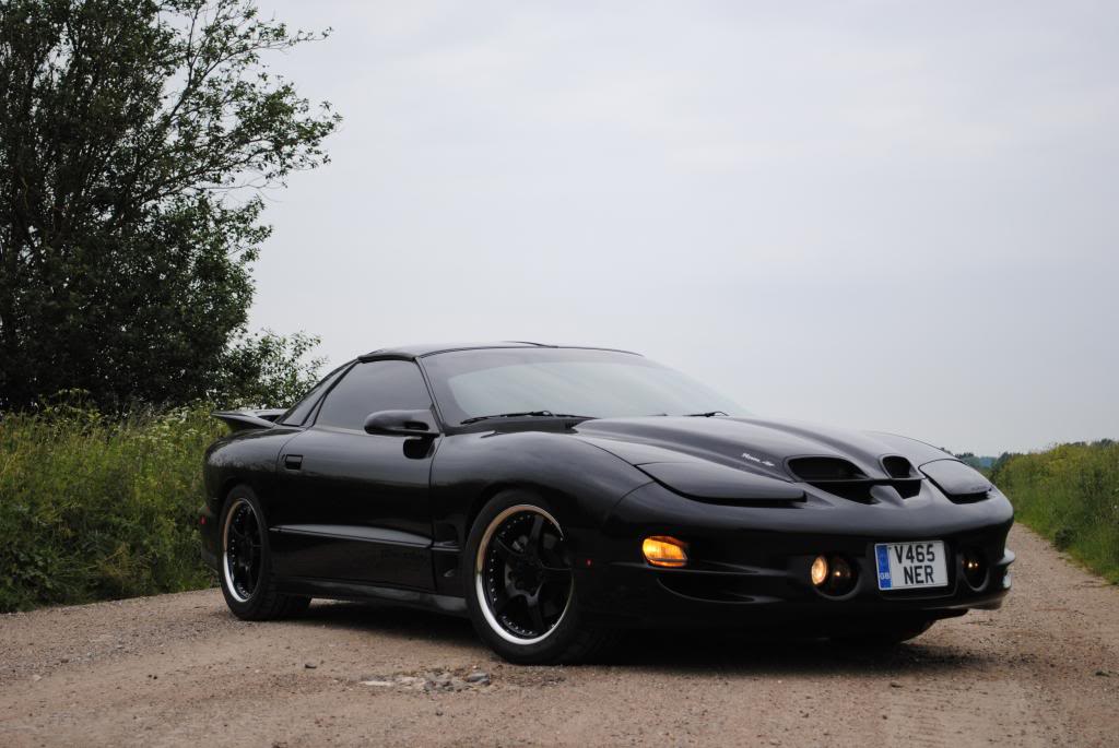 1999 Chevrolet Camaro photo