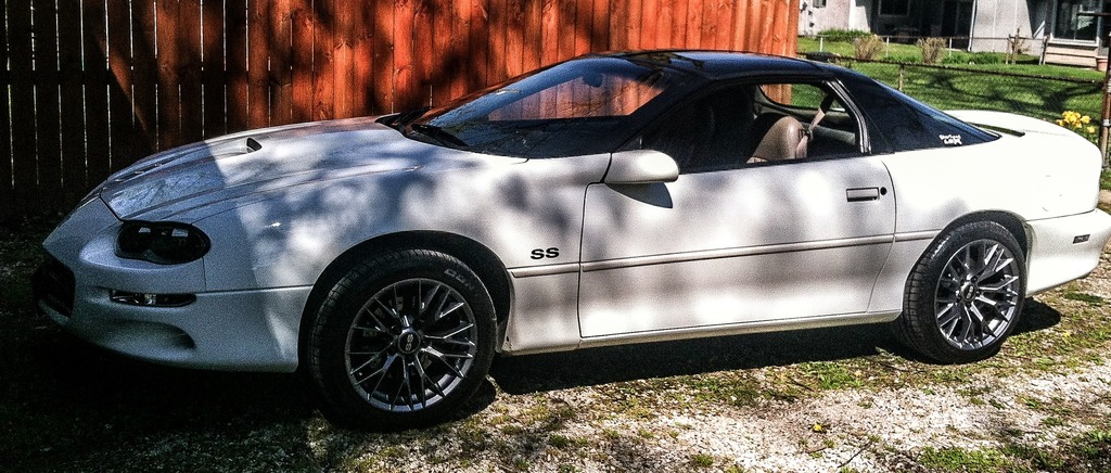 2000 Chevrolet Camaro photo
