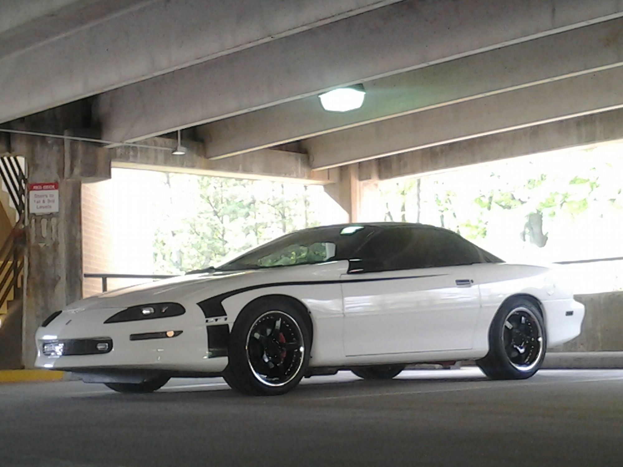 2000 Chevrolet Camaro photo