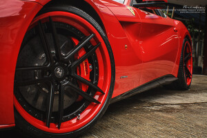 2015 Ferrari F12berlinetta