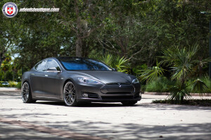 2015 Tesla Model S