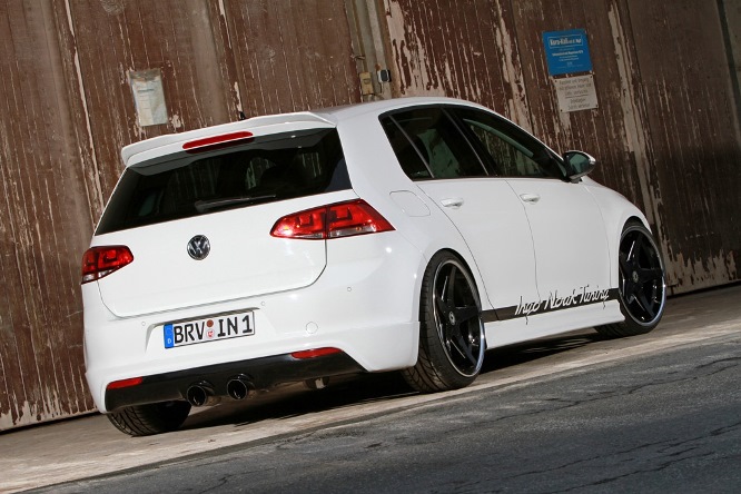 2015 Volkswagen Golf GTI photo