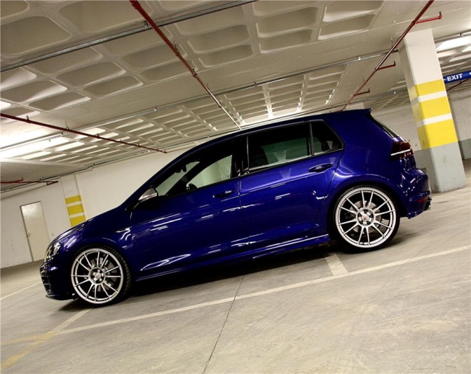 2015 Volkswagen Golf GTI photo