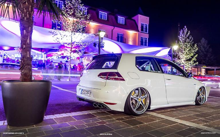 2015 Volkswagen Golf GTI photo