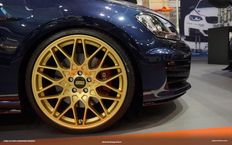 2015 Volkswagen Golf GTI photo