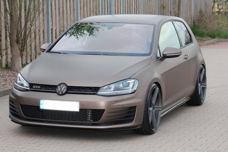 2015 Volkswagen Golf GTI photo