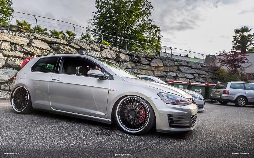 2015 Volkswagen Golf GTI photo