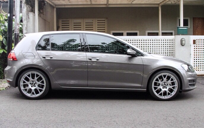 2015 Volkswagen Golf GTI photo