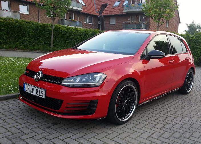 2015 Volkswagen Golf GTI photo