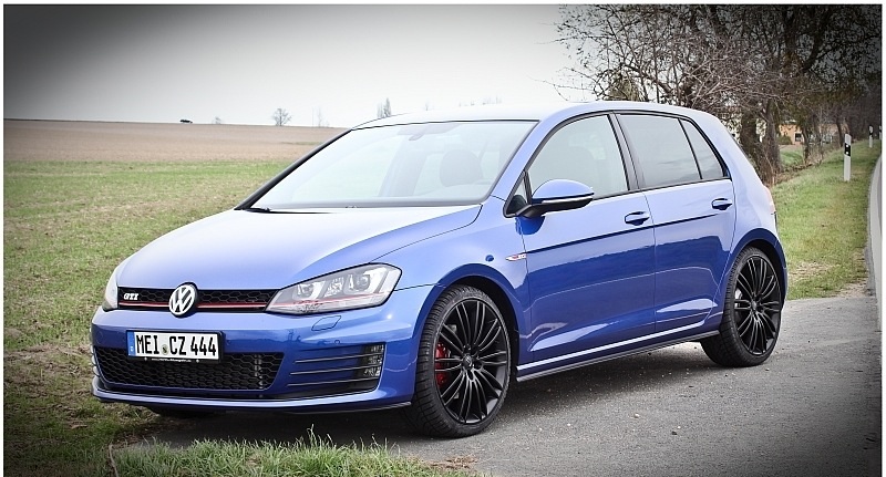 2015 Volkswagen Golf GTI photo