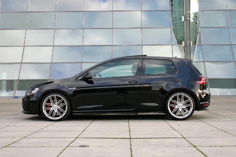2015 Volkswagen Golf GTI photo