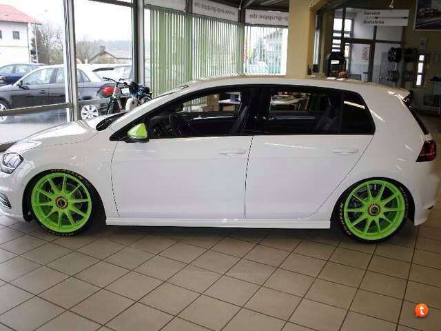 2015 Volkswagen Golf GTI photo