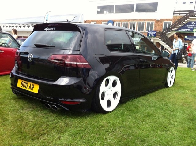 2015 Volkswagen Golf GTI photo