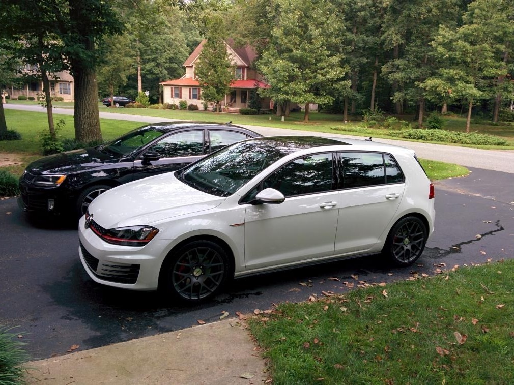 2015 Volkswagen Golf GTI photo
