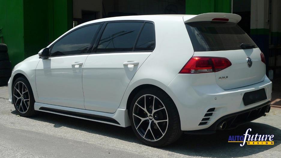 2015 Volkswagen Golf GTI photo