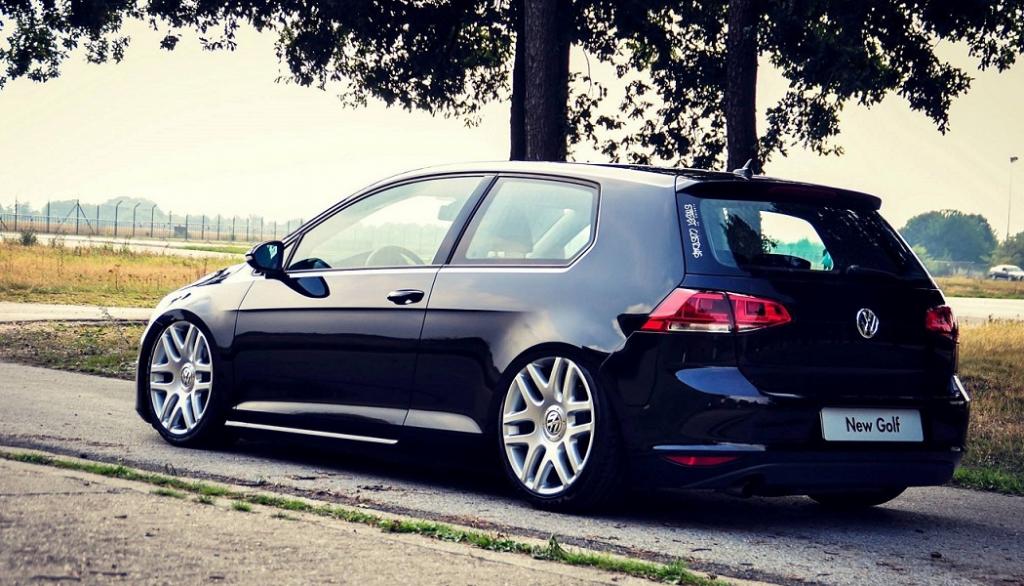 2015 Volkswagen Golf GTI photo