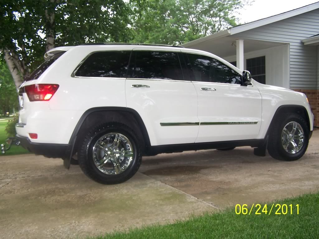 2011 Jeep Grand Cherokee photo
