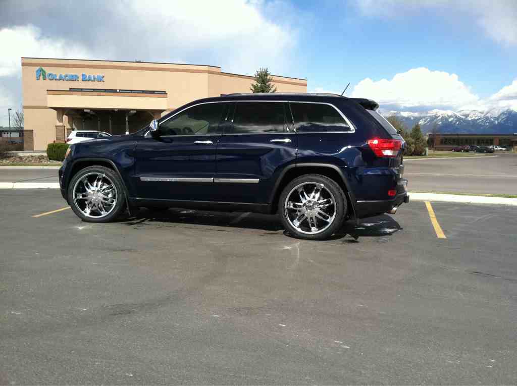 2011 Jeep Grand Cherokee photo