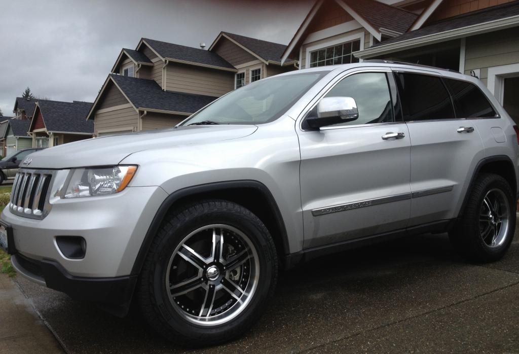 2012 Jeep Grand Cherokee photo
