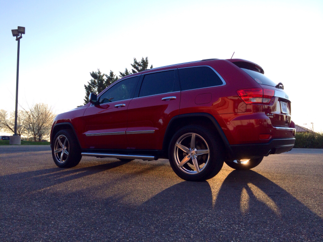 2011 Jeep Grand Cherokee photo