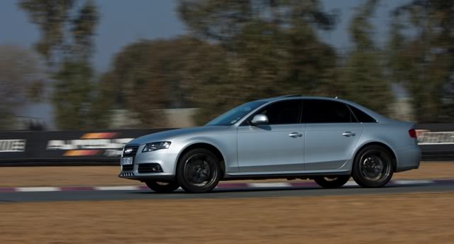 2010 Audi A4 photo